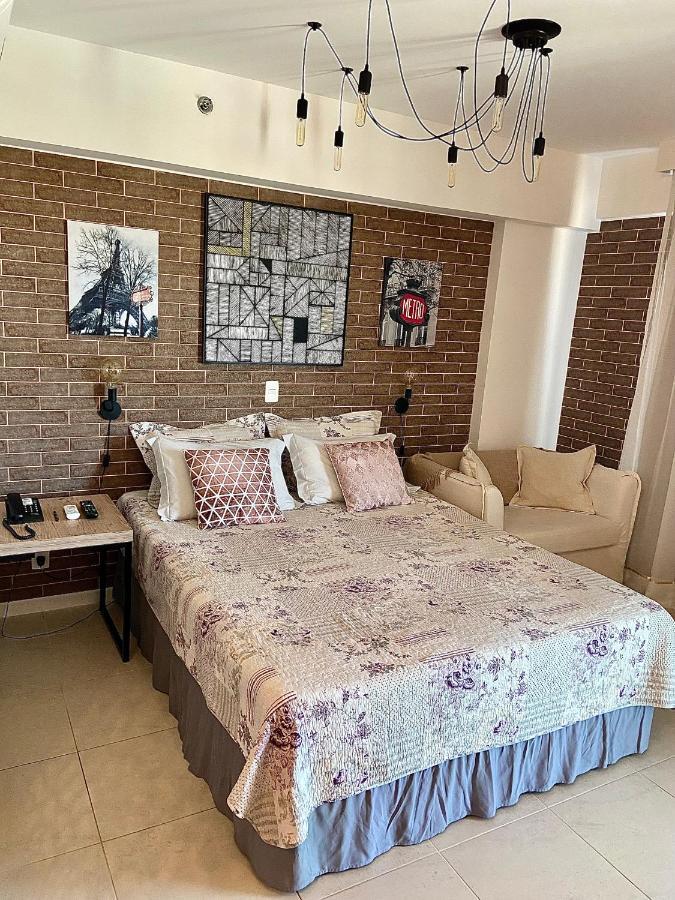 Ed Saint Moritz, Flat Com Garagem 02, Shn No Coracao De *
