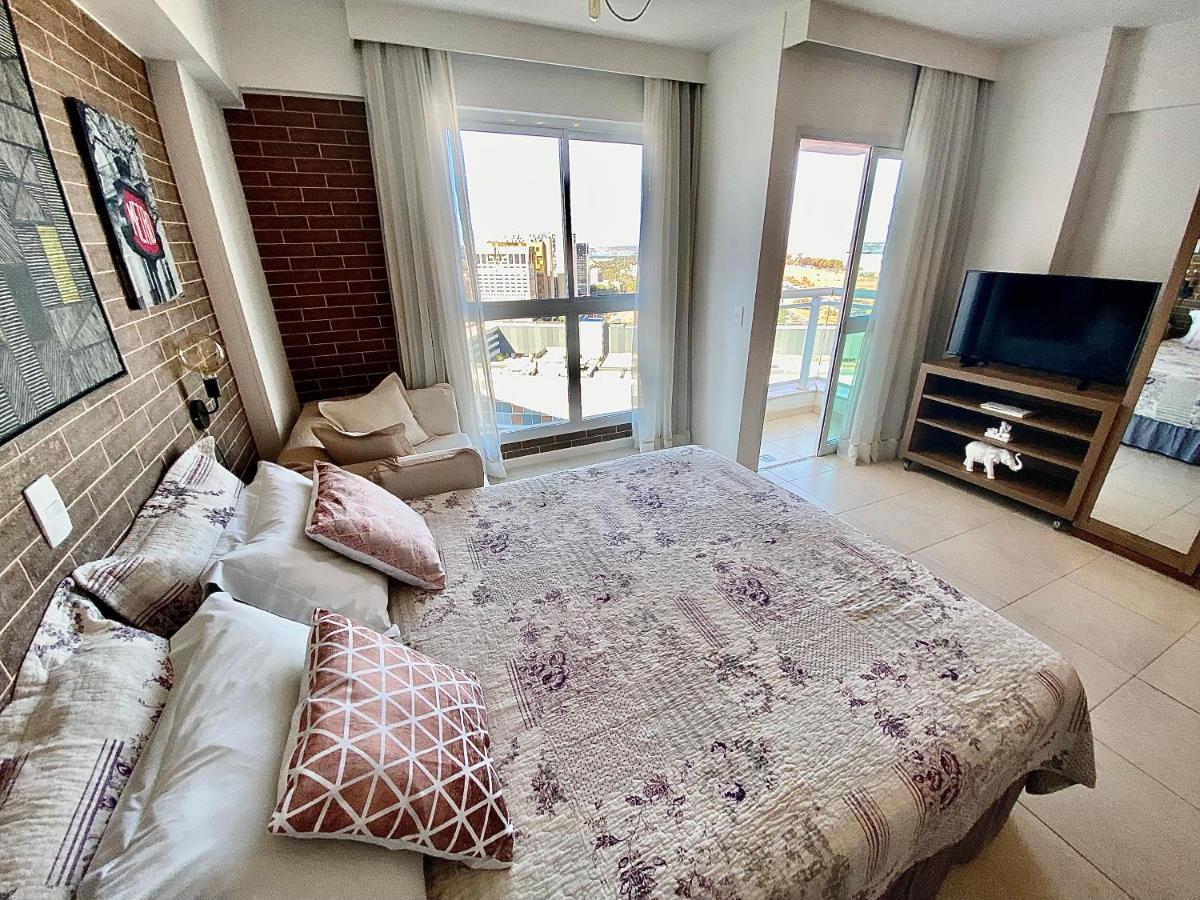 Ed Saint Moritz, Flat Com Garagem 02, Shn No Coracao De