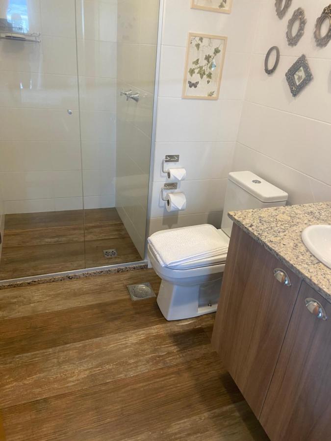 Ed Saint Moritz, Flat Com Garagem 02, Shn No Coracao De *